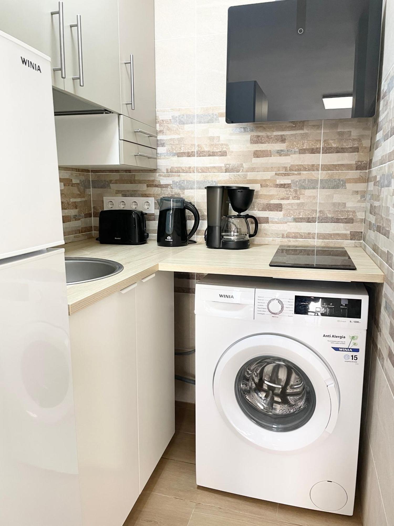 New Square Ibiza Apartment Benidorm Bagian luar foto