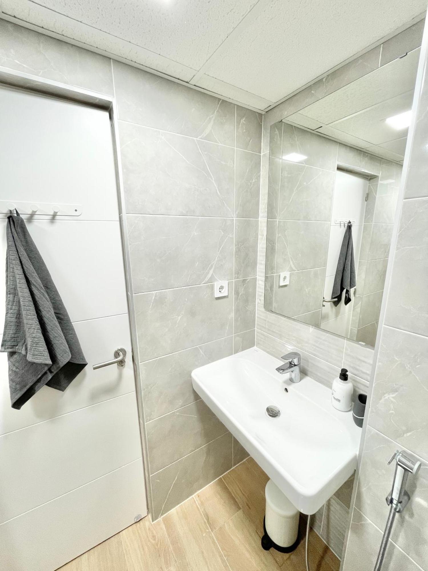 New Square Ibiza Apartment Benidorm Bagian luar foto