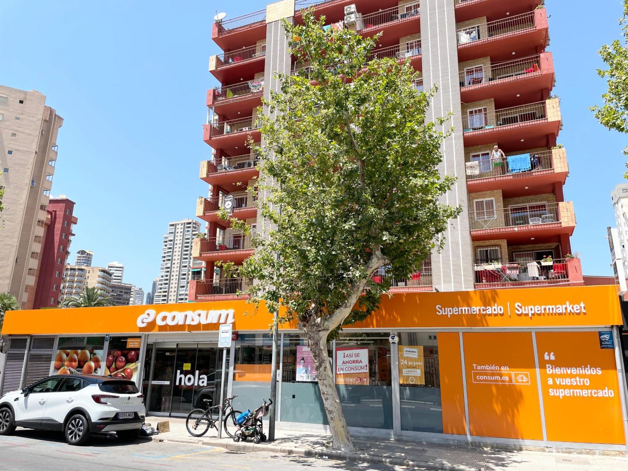 New Square Ibiza Apartment Benidorm Bagian luar foto