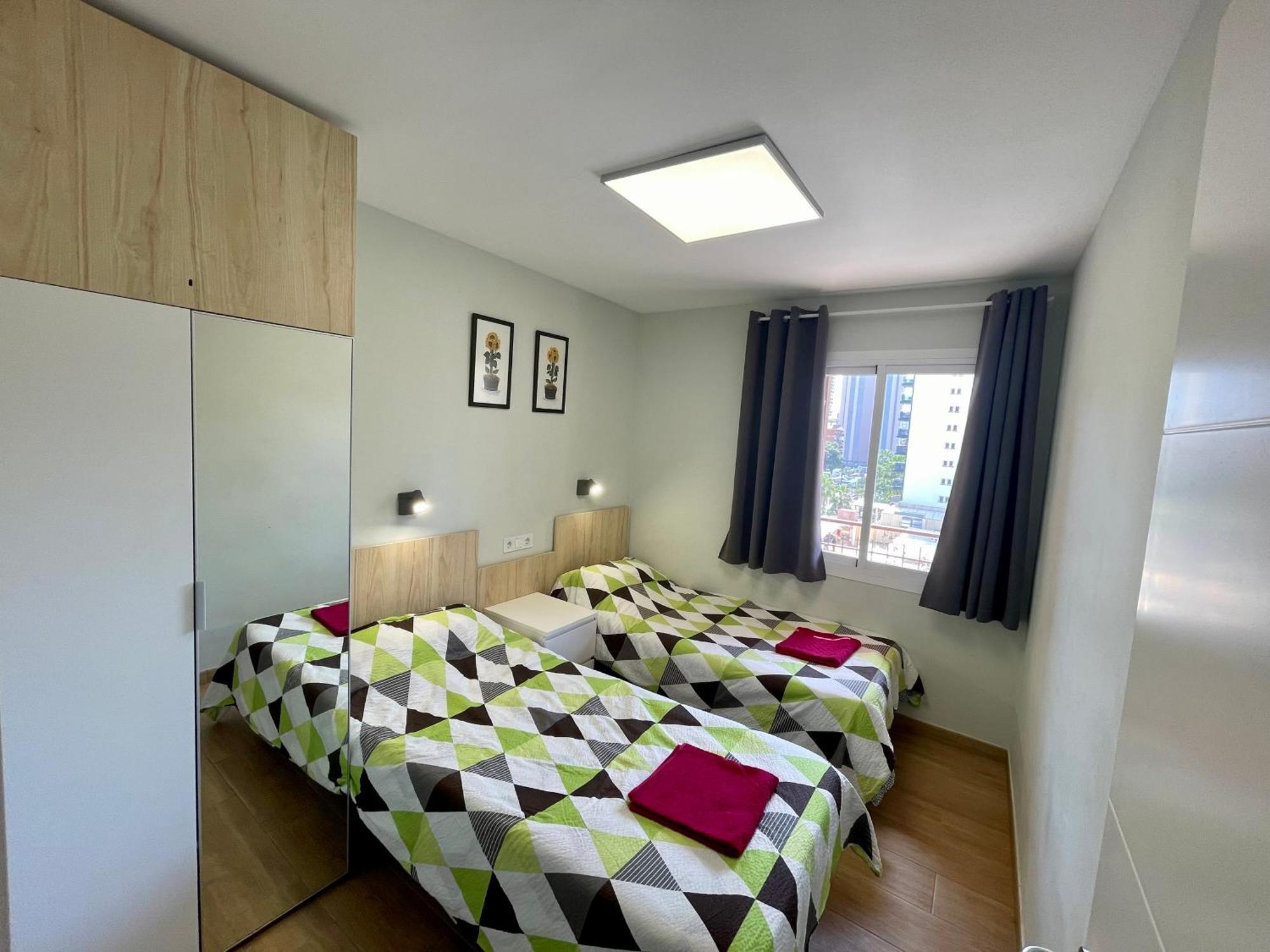 New Square Ibiza Apartment Benidorm Bagian luar foto