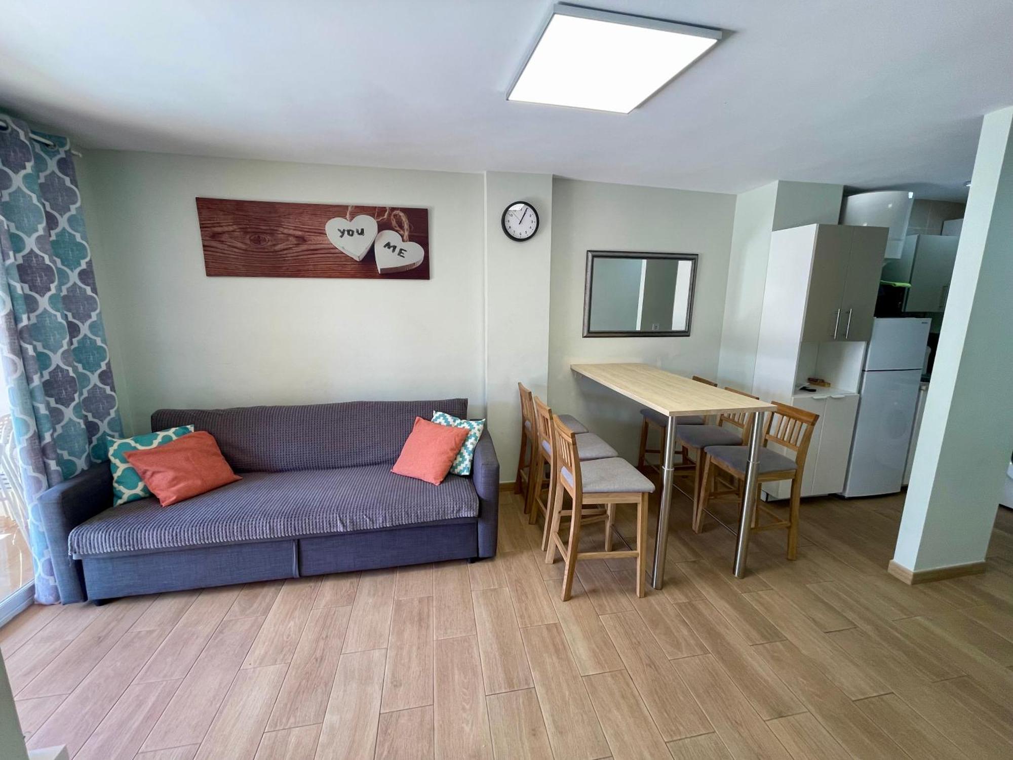 New Square Ibiza Apartment Benidorm Bagian luar foto